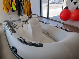 Semirrígida Cobra 400 con Jockey