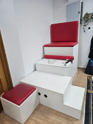 Mueble pedicura rojo