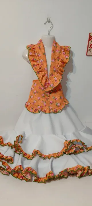 Falda flamenca niña con mantoncillos y delantal .n