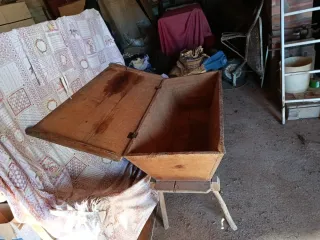 Antigua pastera de madera