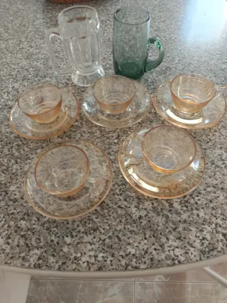 Juego 5 tazas café con plato y 2 jarritas