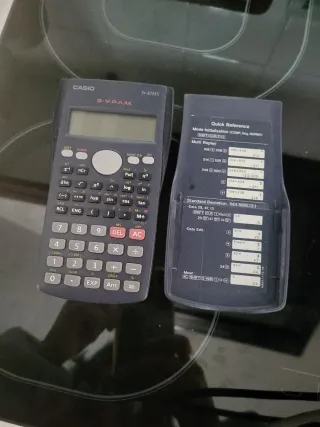 Calculadora Científica Casio fx-82MS