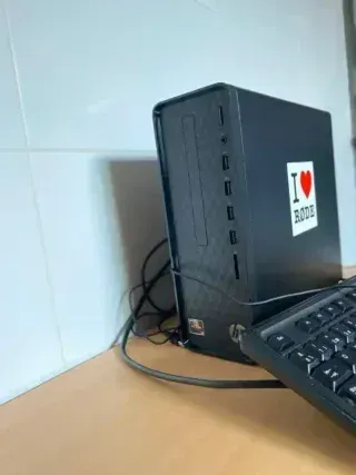 Ordenador sobremesa HP - Buen estado