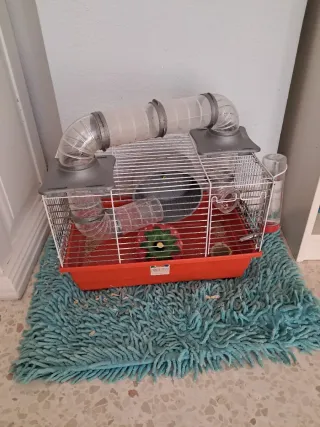 Jaula para hámster con tubos