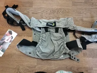 Mochila Portabebés Boba Gris