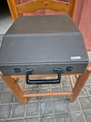 Máquina de escribir antigua