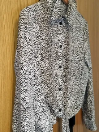 Therian Blusa Animal Print Talla M Leopardo