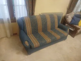 Sofá 2 plazas poco uso