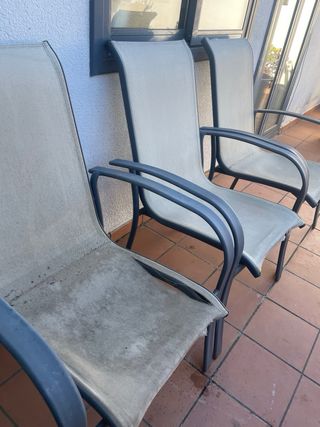 3 Sillas de Terraza (Tela Rota)