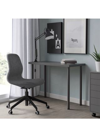 Mesa de oficina gris Tengo dos  iguales