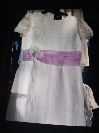 Vestido de comunión blanco y morado