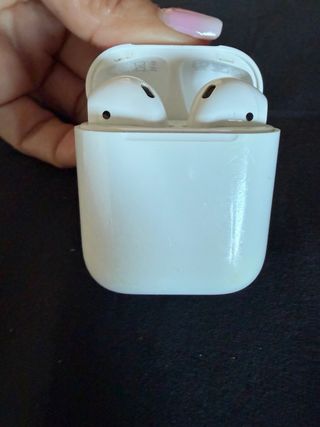 Funda AirPods Apple Blanca