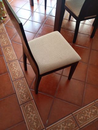 Mesa de comedor con 6 sillas Extensible