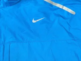 ¡¡OFERTA!! Talla XL Chaqueta Nike Impermeable