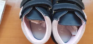 Botita Piel Nappa Marino Flor Talla 28 NUEVAS