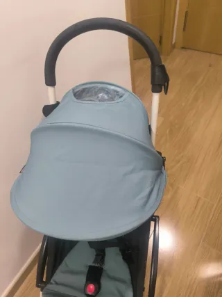 Passeggino Yoyo Babyzen con poggiapiedi