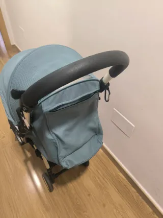Passeggino Yoyo Babyzen con poggiapiedi