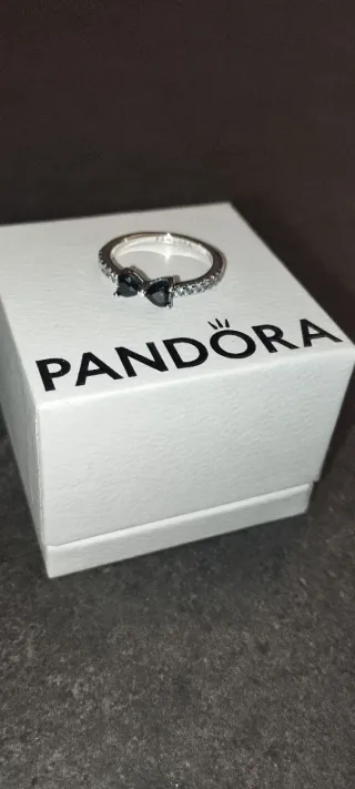 Anello Pandora Argento e Nero Misura 54