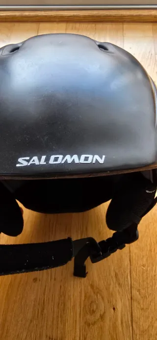 Casco de esquí Salomon Negro modelo Cruiser