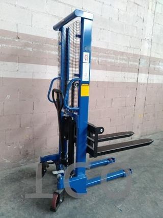 Apilador Manual 2000 Kg - 1600 mm - 16003
