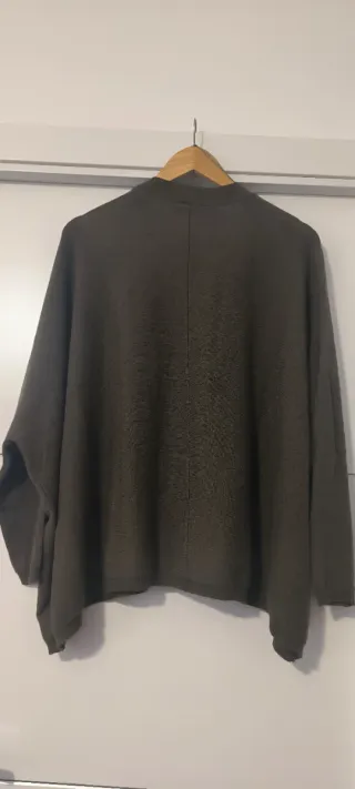 Jersey Zara Oversize Verde Caqui Talla M