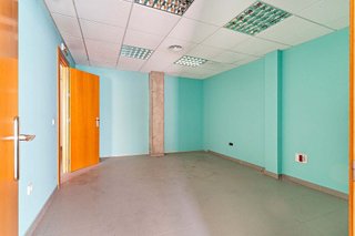 Local comercial en venta en Viator