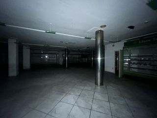 Local comercial en venta en Plaça Catalunya en Manresa