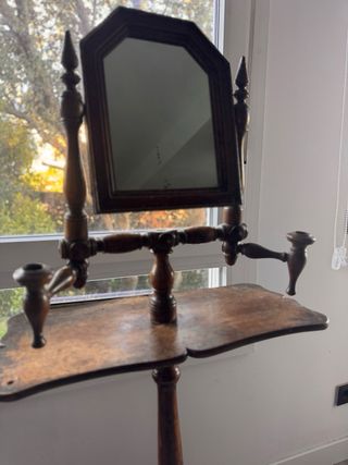 Antiguo atril- tocador sacristía XIX