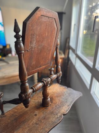 Antiguo atril- tocador sacristía XIX