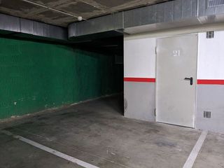 Garaje en venta en Centre en Sabadell