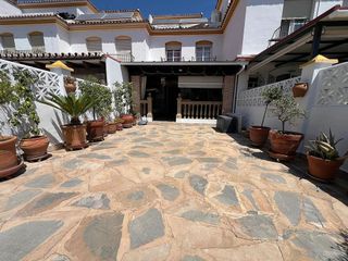 Casa adosada en venta en Zona Norte en Estepona