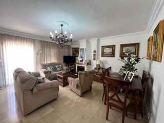 Casa adosada en venta en Zona Norte en Estepona