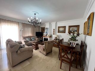 Casa adosada en venta en Zona Norte en Estepona