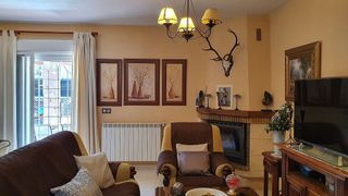 Casa pareada en alquiler en Camarma de Esteruelas