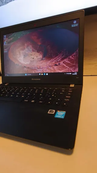 Lenovo E31-70 i5-5200U 8GB 128GB 13,3