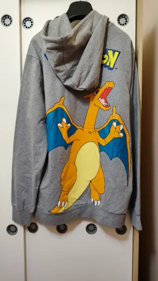 Felpa Pokemon Charizard taglia XL nuova