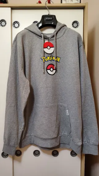 Felpa Pokemon Charizard taglia XL nuova