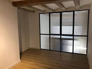Piso en venta en El Raval en Barcelona
