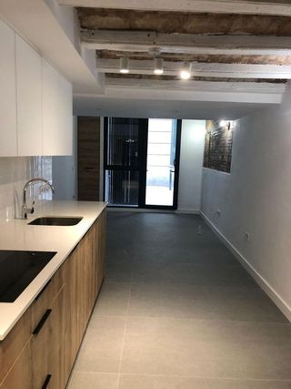 Piso en venta en El Raval en Barcelona