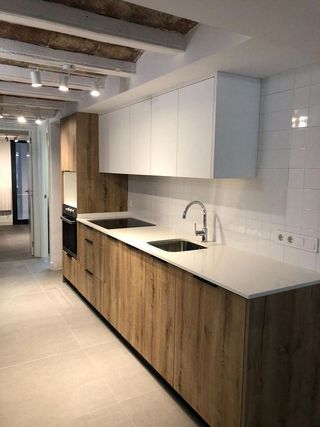 Piso en venta en El Raval en Barcelona