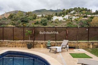 Casa pareada en venta en Zona el Higuerón en Benalmádena