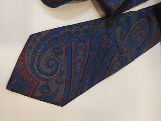 Corbata Massimo Dutti Seda Hecha a Mano