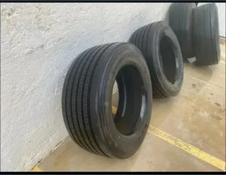 Neumáticos Camión Bridgestone 355/50 R22.5