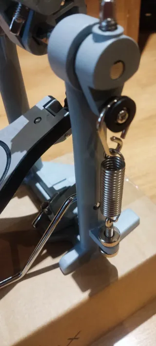 Pedale per cassa Alesis Nitro Max in scatola