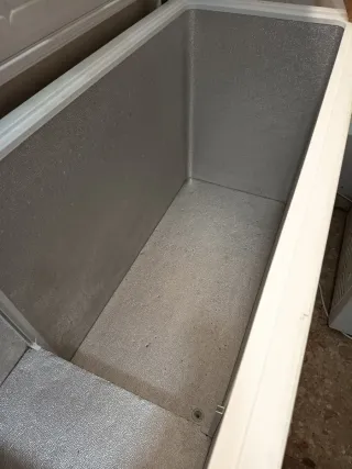 Dos Arcón congelador 1,40m x 58cm