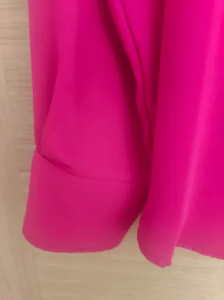 Blusa Zara rosa fucsia a estrenar