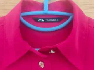 Blusa Zara rosa fucsia a estrenar