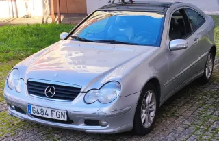 Mercedes-Benz Clase C 2003