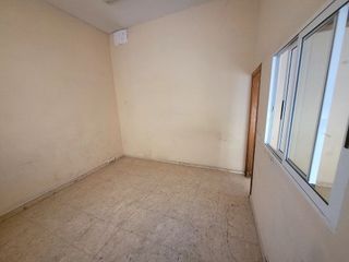 Local comercial en venta en Benetússer