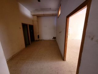 Local comercial en venta en Benetússer